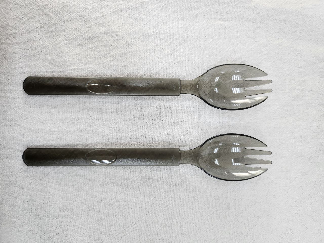 TRANSPARENT BLACK SPORK